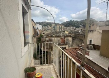 Balcone - Casa indipendente Via Carlo Papa
 
75, Modica - foto 4
