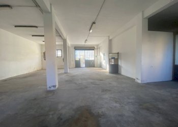 Foto 5 - Commercial Activity Via Due Ponti
11, Vicopisano - photo 5