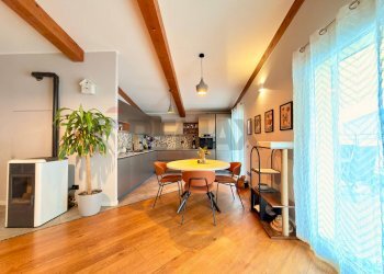 Sala da pranzo - Attico via Dezza
 
55/C, Melegnano - foto 12