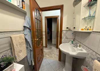 Bagno - Quadrilocale VIA ANDREA RAIA
 
3, Palermo - foto 10