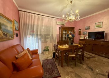 Sala da pranzo - Quadrilocale VIA ANDREA RAIA
 
3, Palermo - foto 17