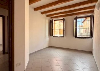 Foto 3 - Trilocale Via Piave
 
1, Crosio della Valle - foto 3