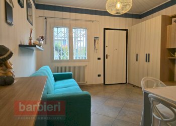 Foto 3 - Trilocale via pinarella
 
2, Cervia - foto 3