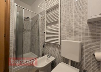 Foto 21 - Trilocale via pinarella
 
2, Cervia - foto 21