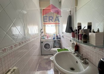 Wc - Appartamento via Raffaello Sanzio
 
16, Erice - foto 13