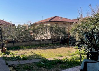 Villa Via Sant'Orsola, 31 
 Sant'Eufemia della Fonte, Brescia - photo 15