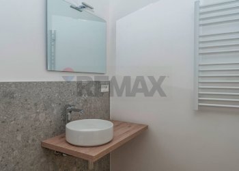 Apartment Via Poloni, 7 
 Valverde, Verona (neighborhood Valverde) - photo 12