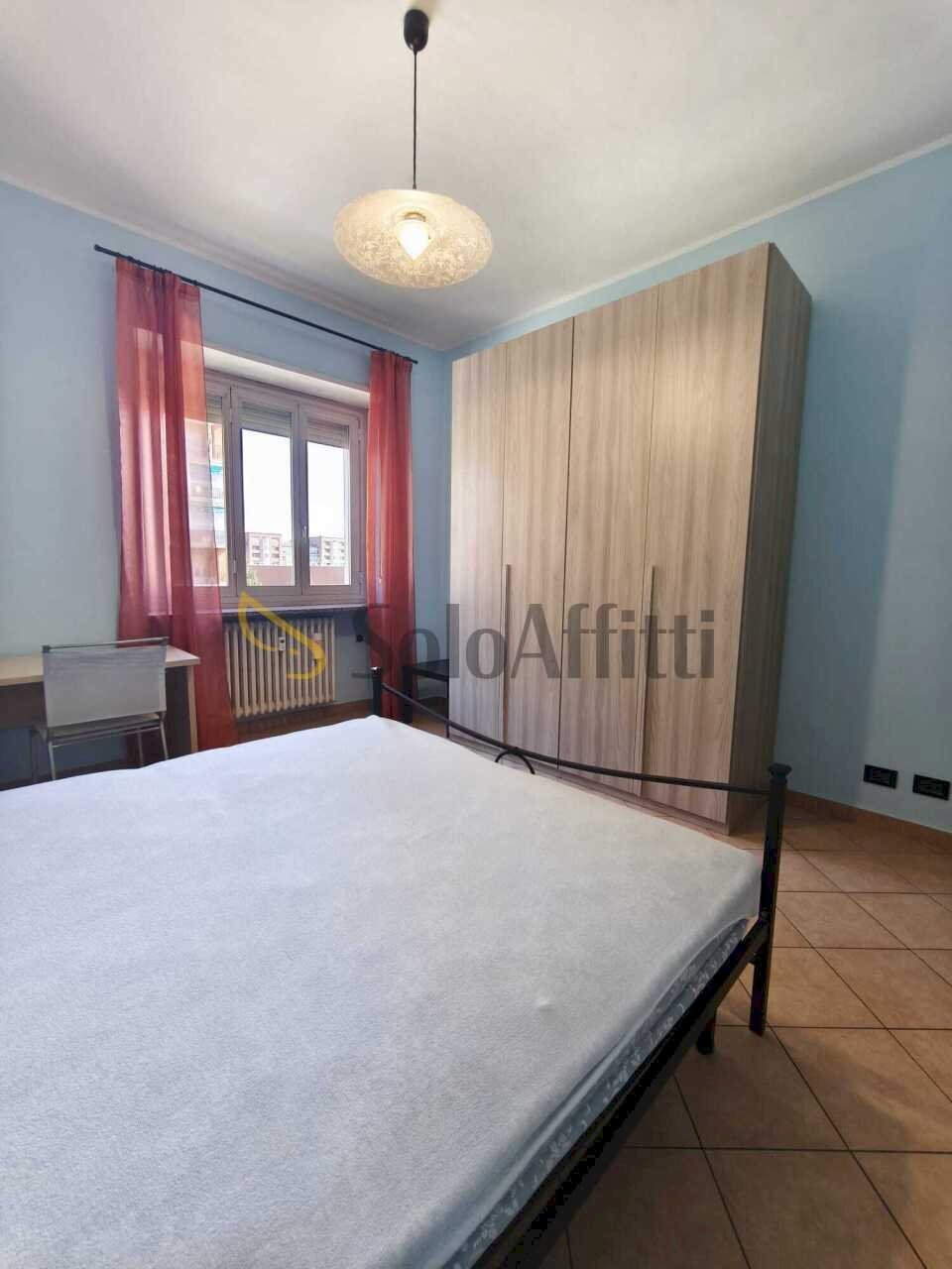 camera da letto - Quadrilocale Via Pietro Francesco Guala 5, Torino (zona Lingotto) - foto 1