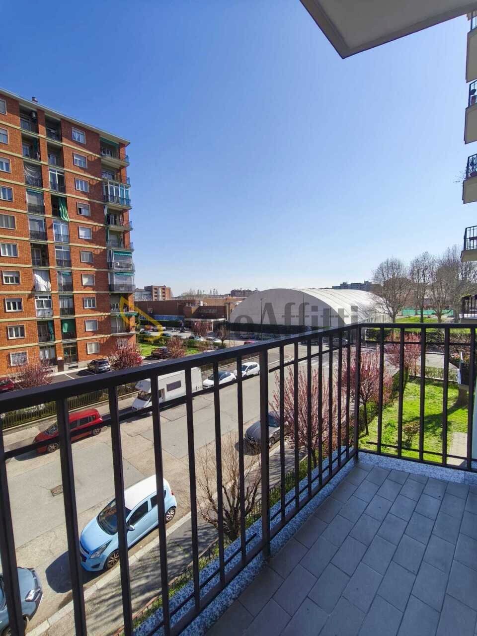 balcone - Quadrilocale Via Pietro Francesco Guala 5, Torino (zona Lingotto) - foto 2