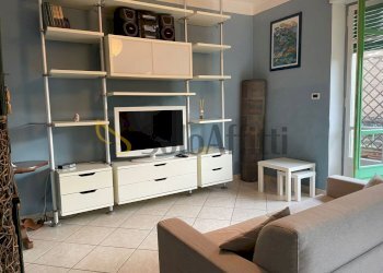 11.jpg - Four-room apartment Corso Quintino Sella, Torino (neighborhood Madonna del Pilone) - photo 12