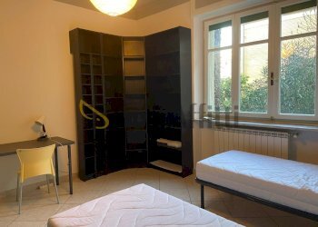 31.jpg - Four-room apartment Corso Quintino Sella, Torino (neighborhood Madonna del Pilone) - photo 22