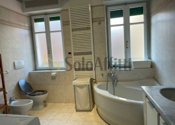 22.jpg - Four-room apartment Corso Quintino Sella, Torino (neighborhood Madonna del Pilone) - photo 30