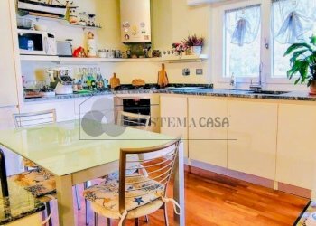 297027f2-7342-4f3b-9d3b-fbb408749d18.jpg - Quadrilocale Piazzale Europa 37, Recco - foto 3