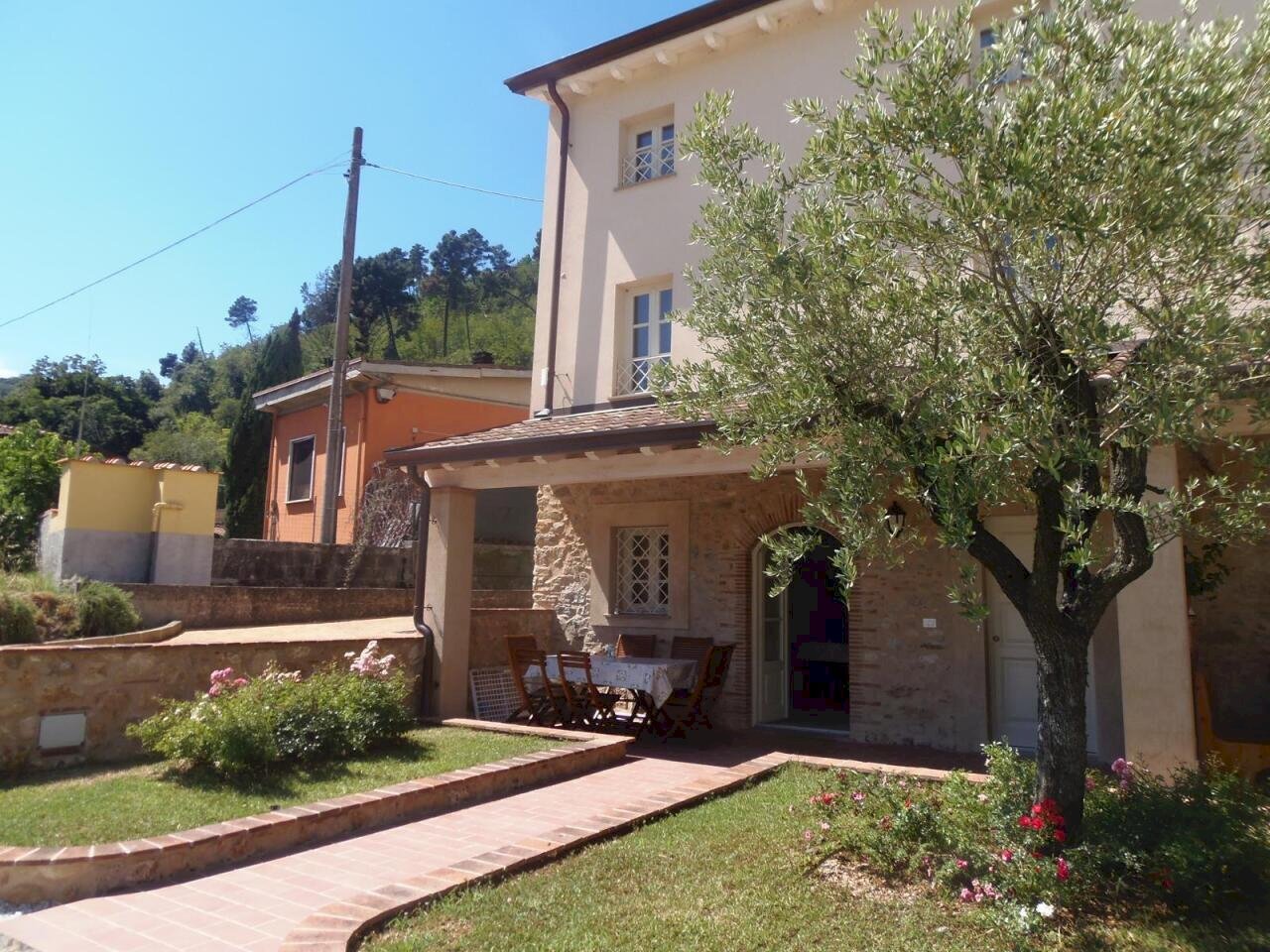 WhatsApp Image 2026-02-04 at 08.51.55 (5).jpeg - Semi-detached house Camaiore - photo 1