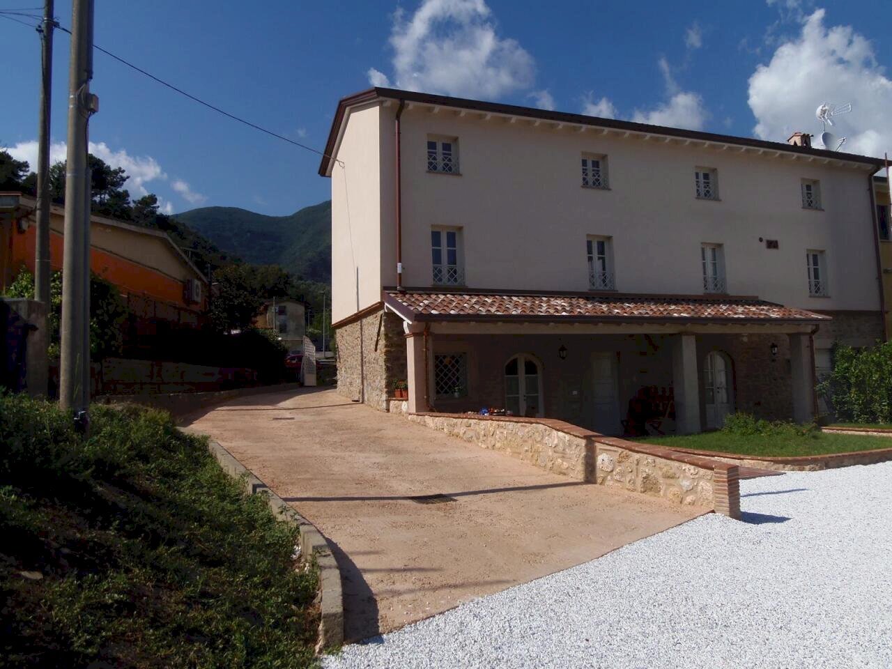 WhatsApp Image 2026-02-04 at 08.51.56 (3).jpeg - Semi-detached house Camaiore - photo 3