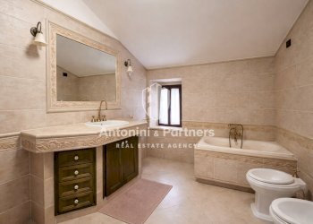 country house le rondini 11.jpg - Semi-detached house Frazione Izzalini, Todi - photo 15