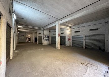 IMG_2480.jpeg - Warehouse Via Giuseppe Mazzini 14, Monterotondo - photo 3