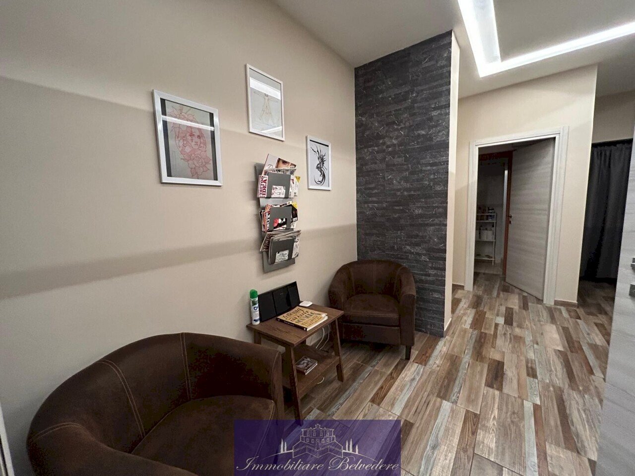 WhatsApp Image 2026-03-23 at 17.35.12 (1).jpeg - Locale Commerciale Via Francesco Corteccia, Firenze (zona Santa Maria Novella) - foto 1