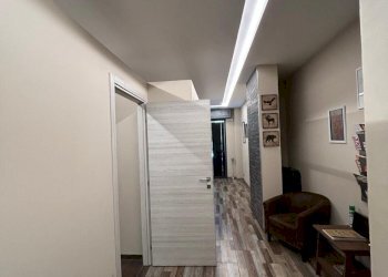 WhatsApp Image 2026-03-23 at 17.35.12 (5).jpeg - Locale Commerciale Via Francesco Corteccia, Firenze (zona Santa Maria Novella) - foto 6