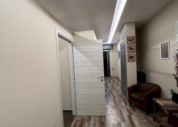 WhatsApp Image 2026-03-23 at 17.35.13 (2).jpeg - Locale Commerciale Via Francesco Corteccia, Firenze (zona Santa Maria Novella) - foto 9