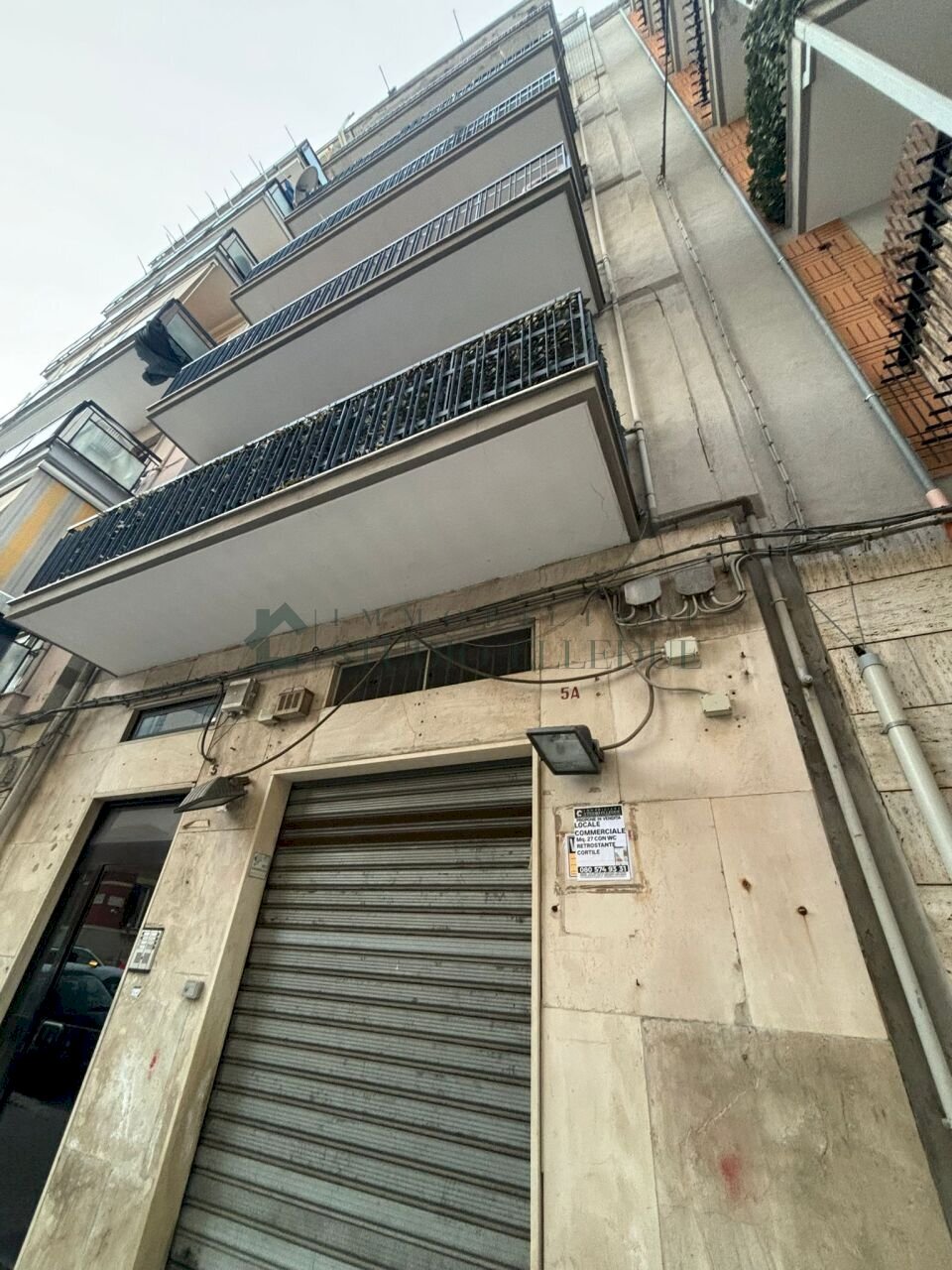 c3388786-5273-4b15-a1f3-acd10916bd0c.jpg - Commercial Premises Via Francesco Netti 5B, Bari - photo 1