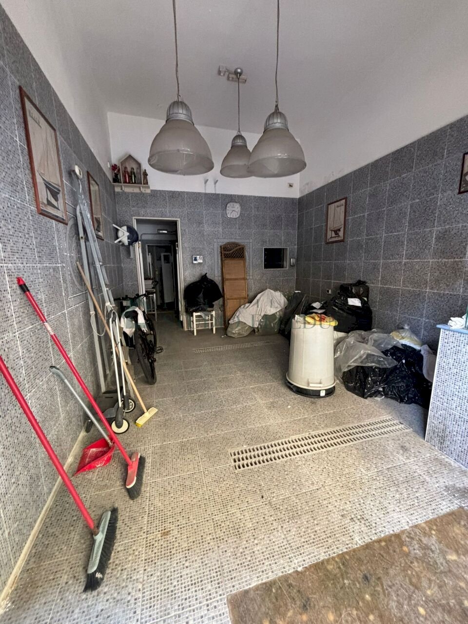 6d275a0e-9677-4c87-81b6-b8770cfee15a.jpg - Commercial Premises Via Francesco Netti 5B, Bari - photo 3