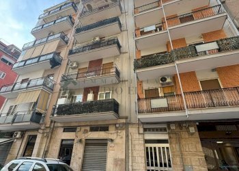 fd4ba01b-2a8b-414f-be81-8196f5adc5c7.jpg - Commercial Premises Via Francesco Netti 5B, Bari - photo 2