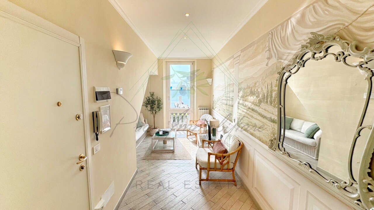a (2).jpg - Three-room apartment Via A. Gramsci 85, Santa Margherita Ligure - photo 1