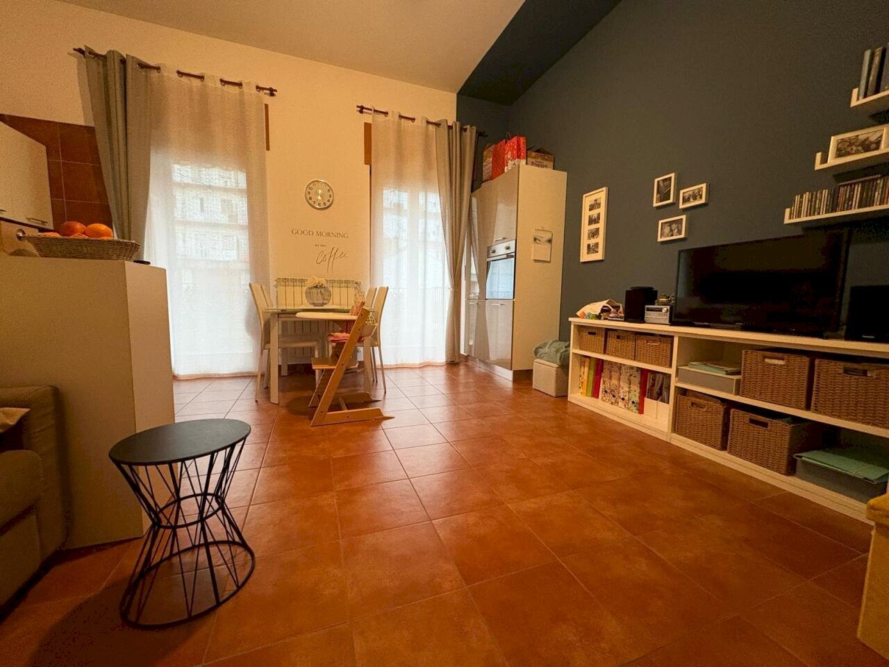 soggiorno - Bilocale Via Saluzzo 84, Torino (zona San Salvario) - foto 3