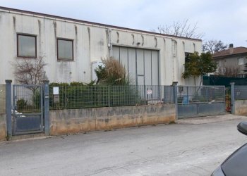 co2.jpg - Commercial Premises Sirolo - photo 2