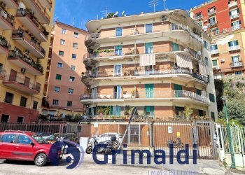 13.jpg - Apartment Via Filippo Palizzi 119, Napoli (neighborhood Vomero) - photo 2