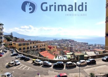48.jpg - Apartment Via Filippo Palizzi 119, Napoli (neighborhood Vomero) - photo 10