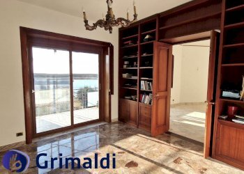 7.jpg - Apartment Via Alessandro Manzoni 209, Napoli (neighborhood Posillipo) - photo 7