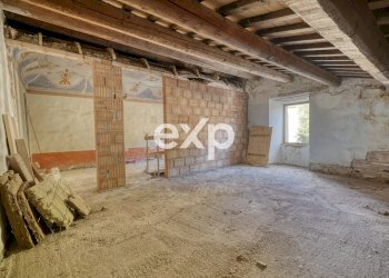 Attic Piazza Vittorio Emanuele II, Pennabilli - photo 30