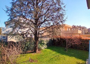 Three-room apartment Agrate Brianza - photo 1