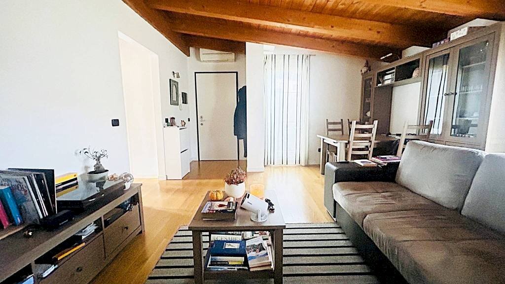 Two-room apartment Vedano al Lambro - photo 1