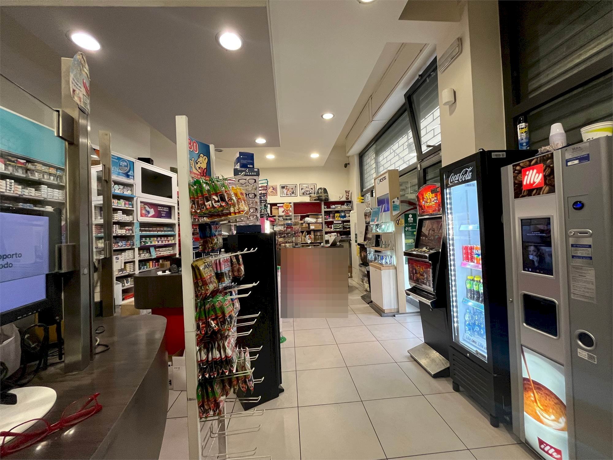 Negozio - Via Poerio, 7b, Verona (zona Ponte Crencano) - foto 3