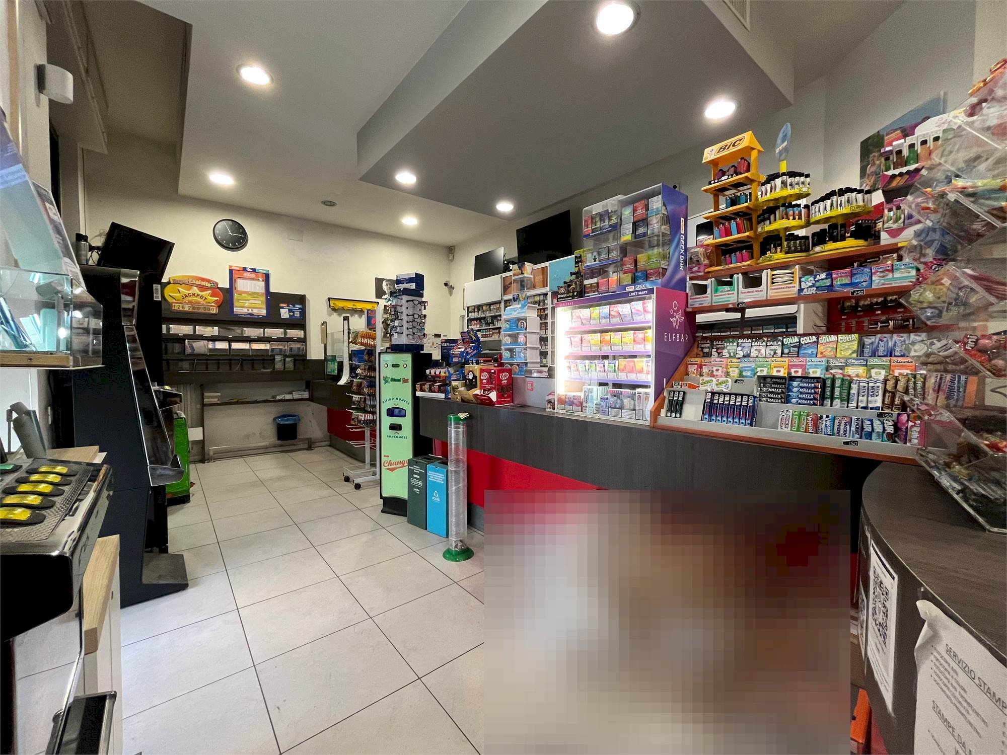 Negozio - Via Poerio, 7b, Verona (zona Ponte Crencano) - foto 2