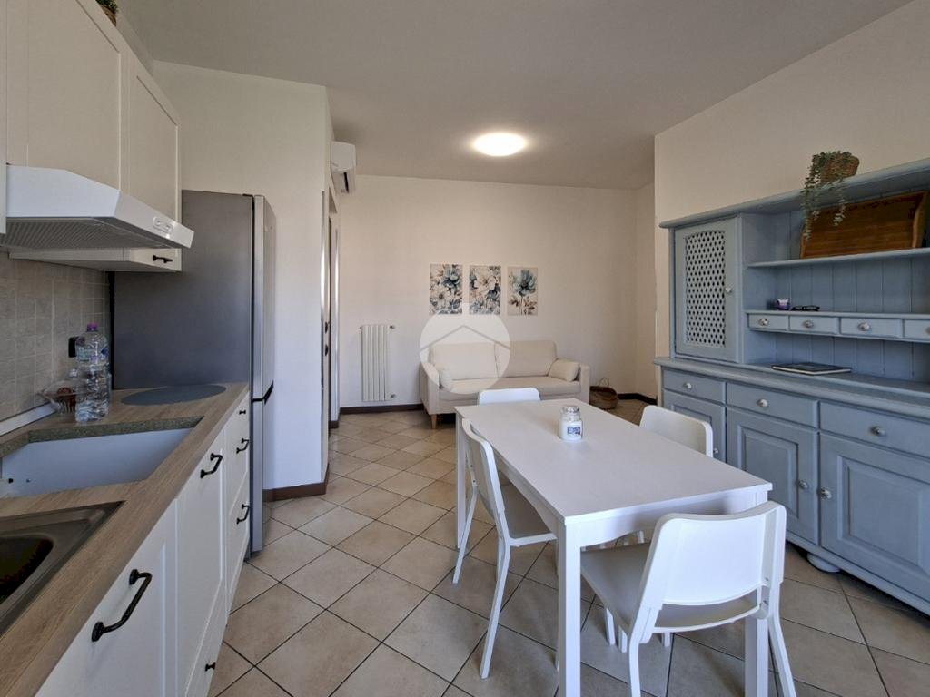 Three-room apartment Via Alcide De Gasperi, Vittuone - photo 1