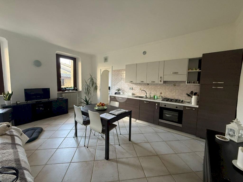 Four-room apartment Via cibrario, Lanzo Torinese - photo 1