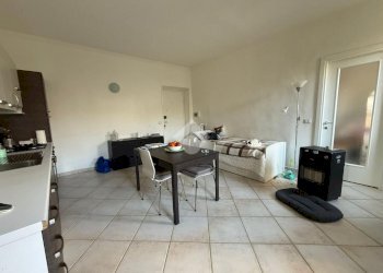 Four-room apartment Via cibrario, Lanzo Torinese - photo 2