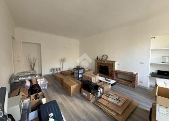 Four-room apartment Via cibrario, Lanzo Torinese - photo 5