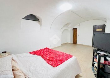 Two-room apartment Piazza Eroi, Taggia - photo 8