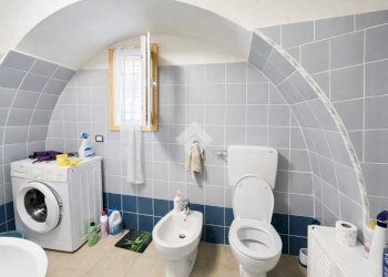 Two-room apartment Piazza Eroi, Taggia - photo 12