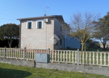 Portion of a house Str. Poderale Cappuccini, Comacchio - photo 3
