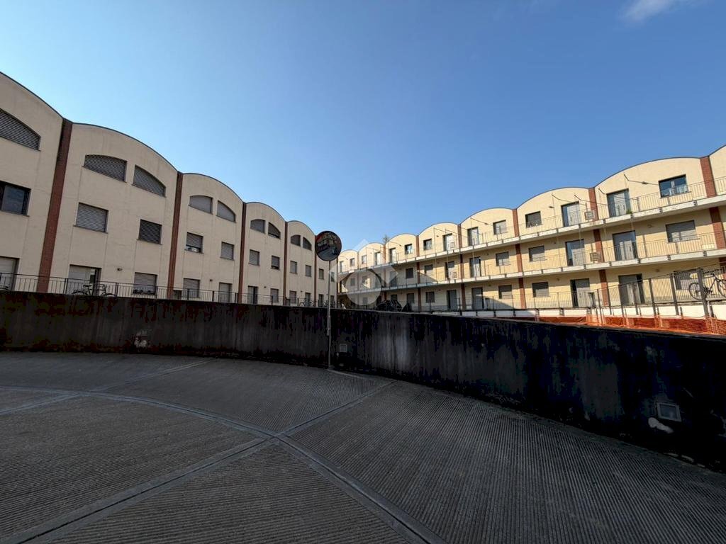 Box Via Enrico Cosenz, Milano (neighborhood Bovisa) - photo 3