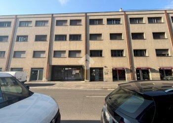 Box Via Enrico Cosenz, Milano (neighborhood Bovisa) - photo 1