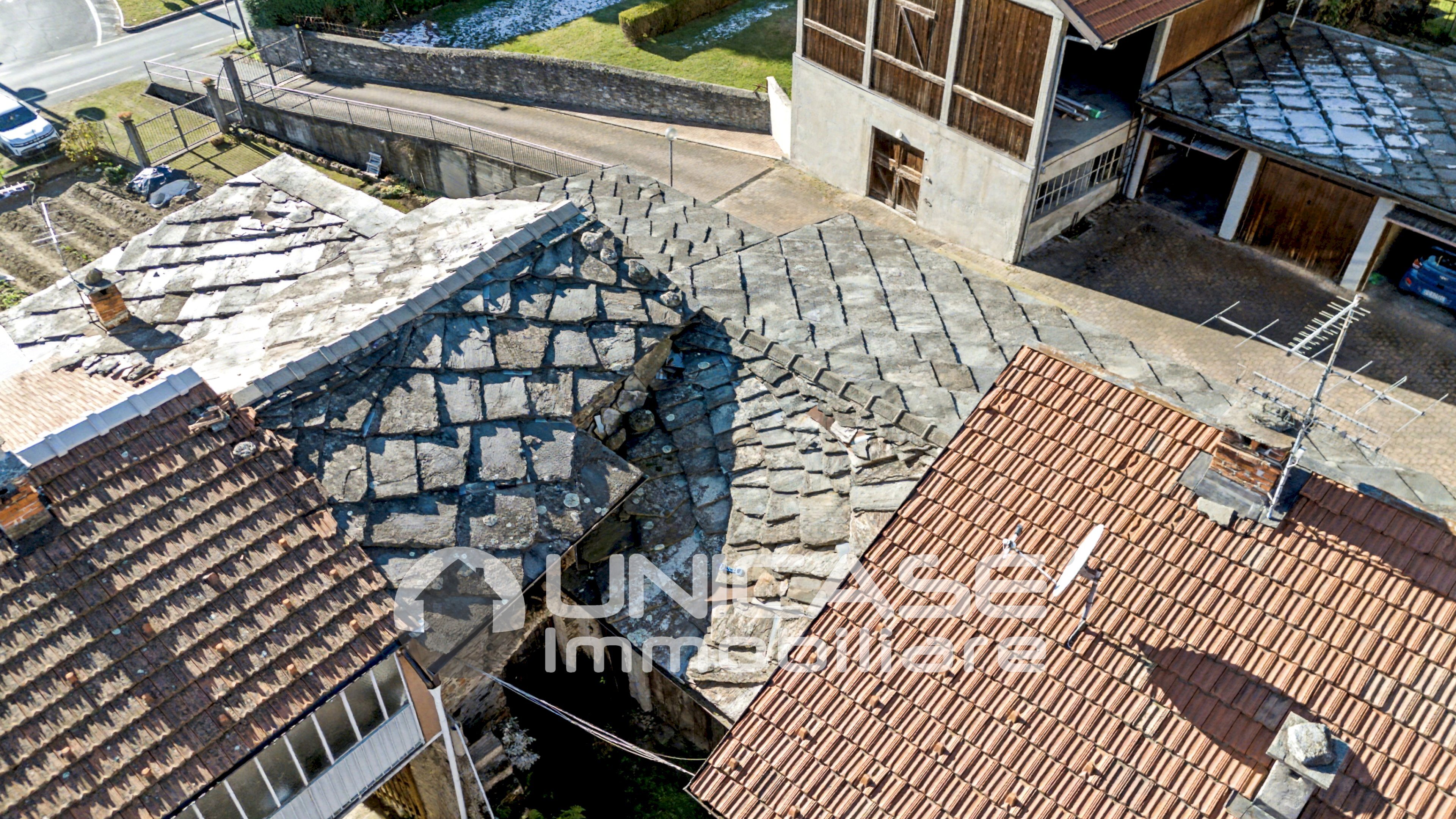 Vista - Porzione di casa Via Amedeo Bert, 11, Torre Pellice - foto 2