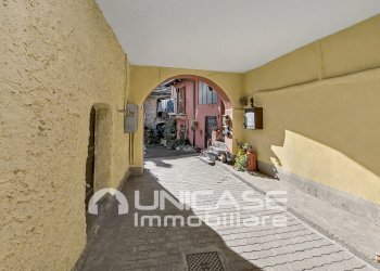 Facciata - Porzione di casa Via Amedeo Bert, 11, Torre Pellice - foto 8