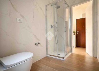 Two-room apartment Via giuseppe frua, Milano (neighborhood Washington) - photo 9